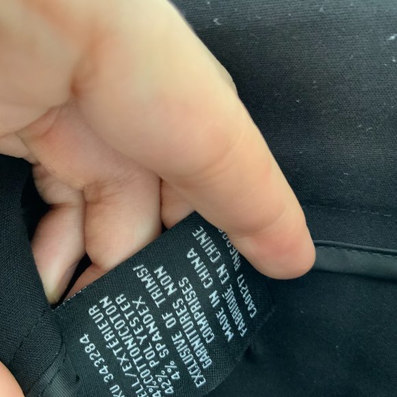 Le Chateau Black Dress Pant - Picture 6 of 6